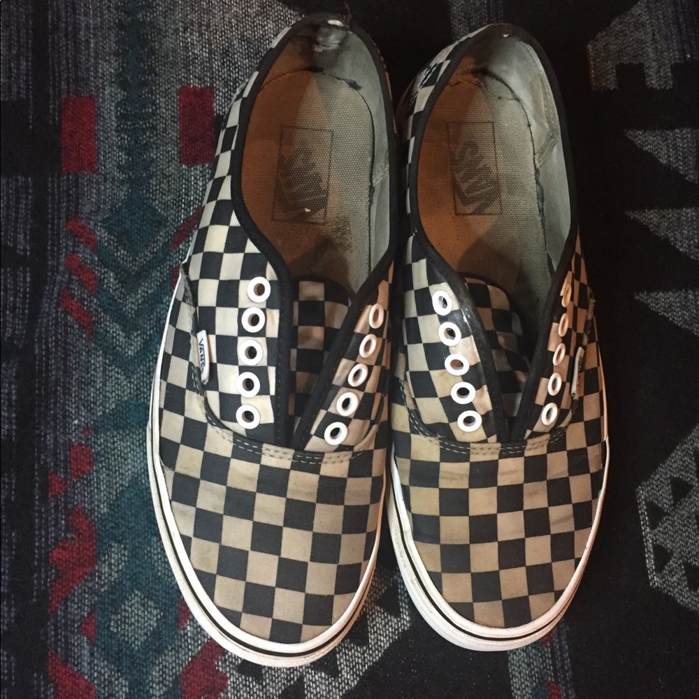 Vans checkered